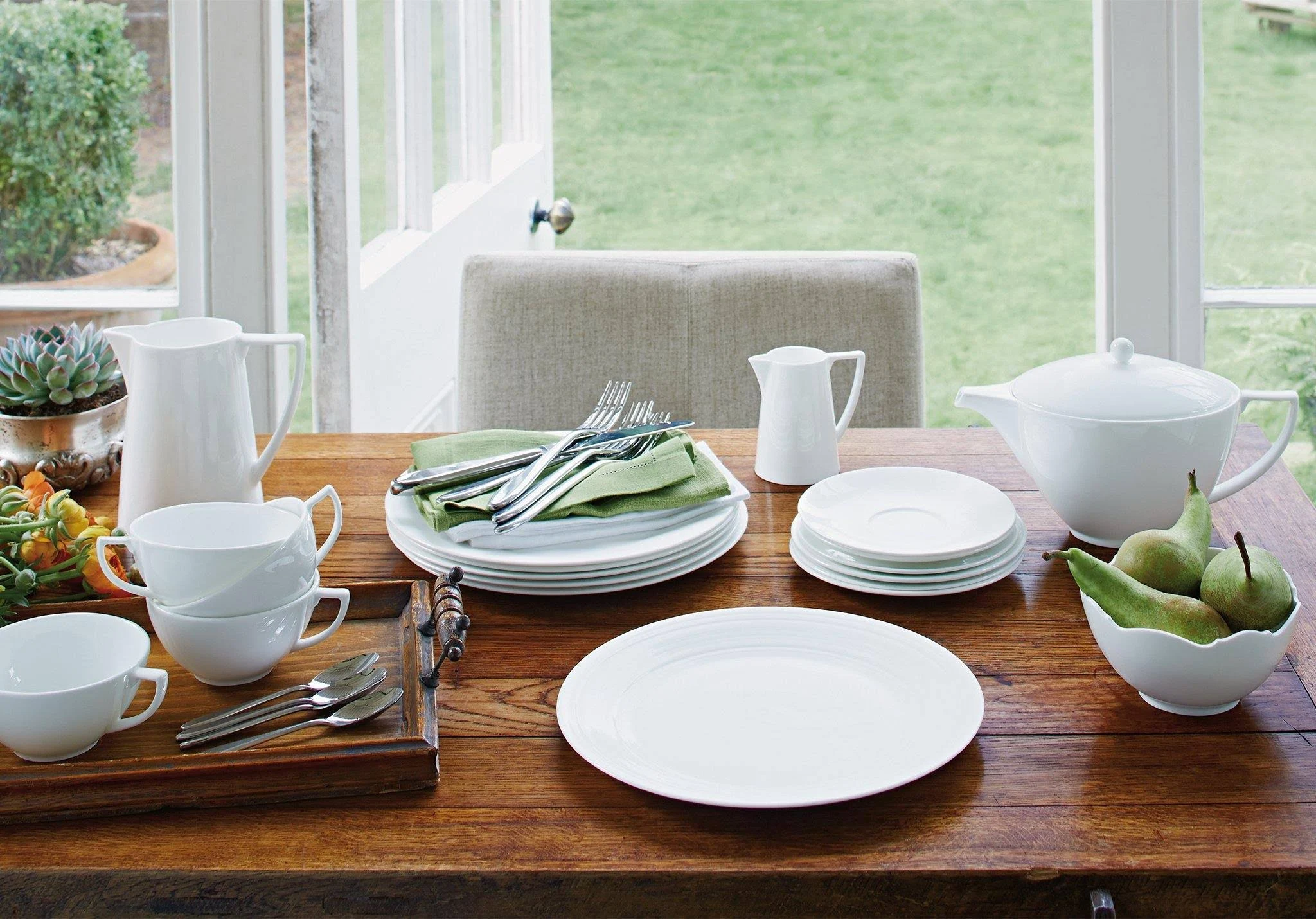 Aisle-3 Jasper Conran At Wedgwood White Plate (23cm)
